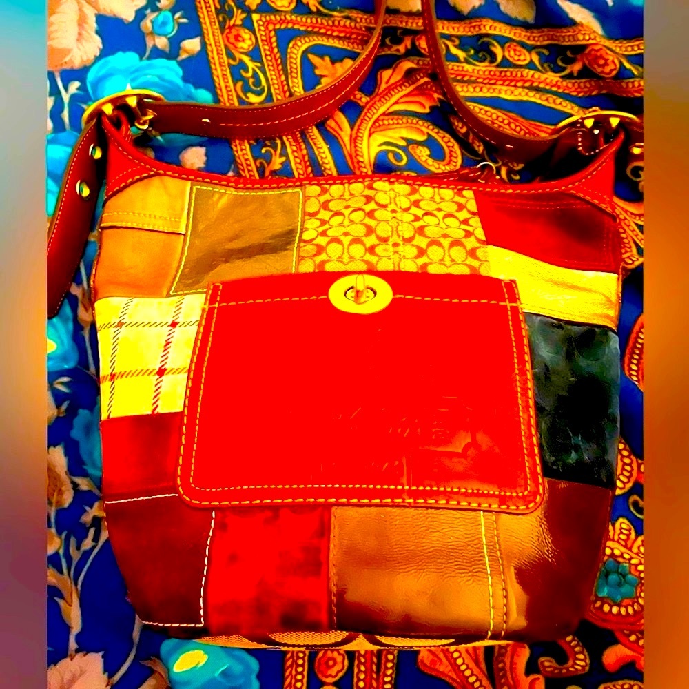 AUTHENTIC VINTAGE COACH PATCHWORK  leather bag 12 x12 ! BEAUTIFUL quality bag 🥰